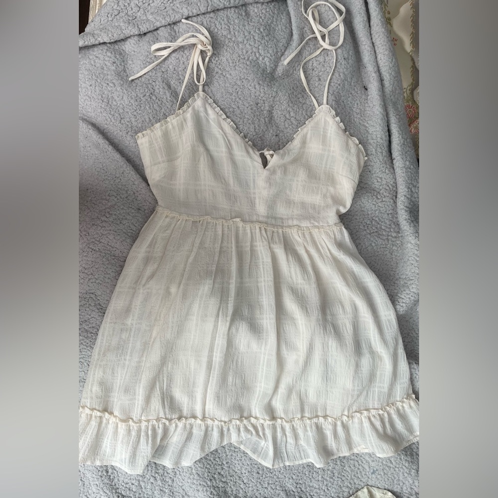 Forever 21 white baby doll dress